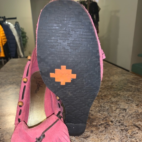 Wedges - Picture 2 of 4